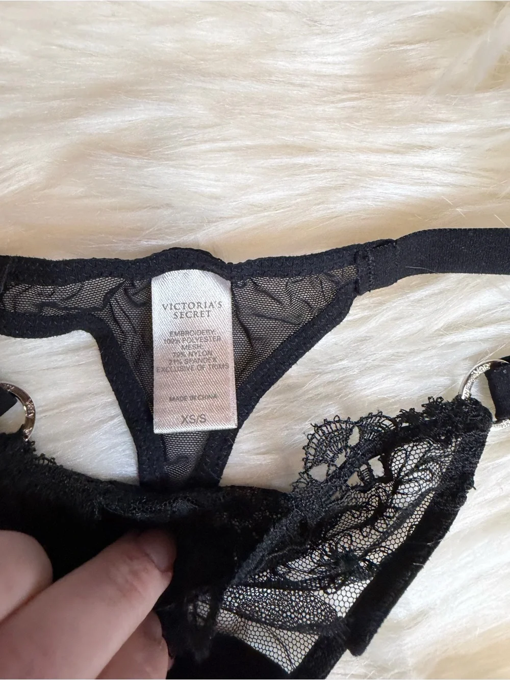 Victoria’s Secret Black Sheer Lace Strappy Thong XS Sexy Lingerie NWOT - Picture 2 of 3